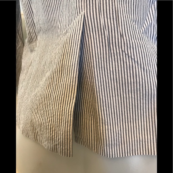 Pinstriped Blazer size XS/S - Picture 4 of 5